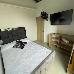 Aparta-hotel Laureles 305