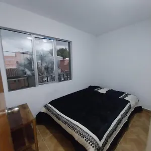 Balcones L 아파트