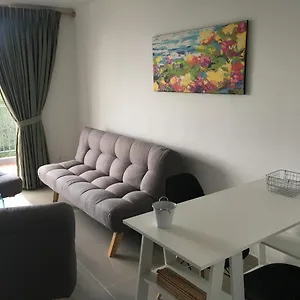 Apartaestudio Cerca Al Metro En El Poblado 아파트 *