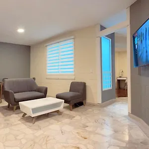 Apto Mejor Zona De Laureles 2 Mas Estudio *