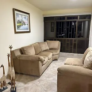 Magnifico Y Centrico Apartamento 201 Medellín