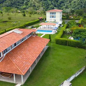 Finca Riobamba Hotel *