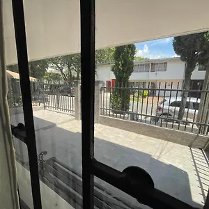 Lägenhet Pequeno Apartaestudio Cerca A Plaza Mayor Y Unidad Deportiva De Belen Medellín
