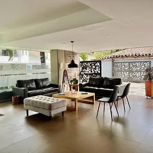 Hermoso Loft Cerca Al Poblado Medellín