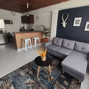 Acogedor Cerca A Provenza Poblado 372 Sf1