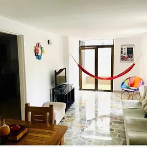 Apartamento Estadio Laureles 아파트