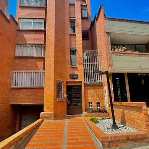 홈스테이 Casa Laureles *