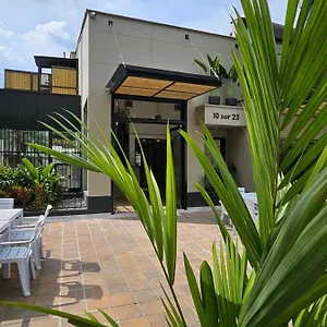 Otel Aguacatala Stop