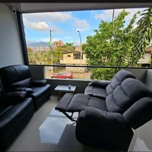 Casa En La Floresta!
