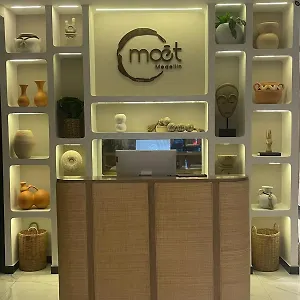 호텔 Moet 3*