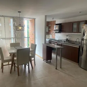 Apartamento 70m2 Ubicacion Estrategica Cerca Al Poblado 3020 Appartement