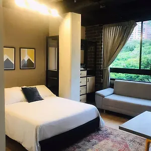 Be Together Coworking & Coliving 501 메딜린