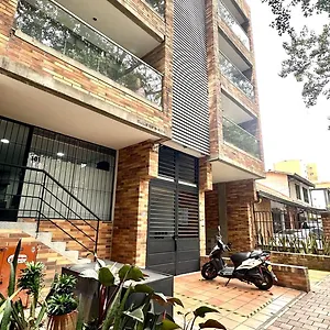 Apto Moderno En Laureles
