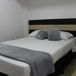 Casa Yotama Estadio Guest house *