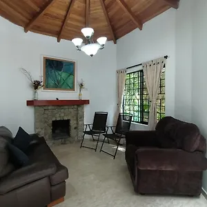 Casa Campestre Poblado 9 Casa de Férias *