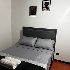 Pensionat H91 House Medellín