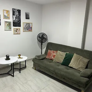Lägenhet En Zona Centrica Campo Valdes Medellín