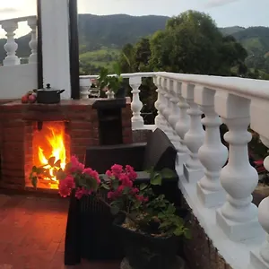 El Balcon De Montanas