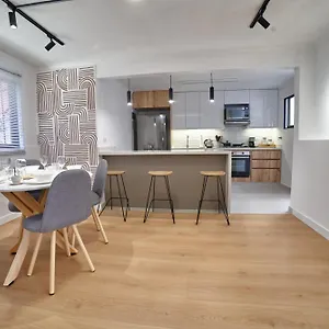 Casa En Laureles- Excelente Ubicacion!