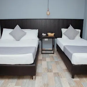 Hotel Palmas Del Estadio