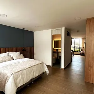 아파트 Florentina Living 302