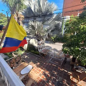Casa Babylon