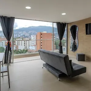 En Maravilloso Laureles Con Piscina 801 아파트 메딜린