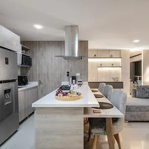 Apto Nuevo, Elegante Y Comodo Apartman *