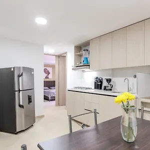 Apartman En Laureles 2br Con Rooftop Y Piscina 702 *