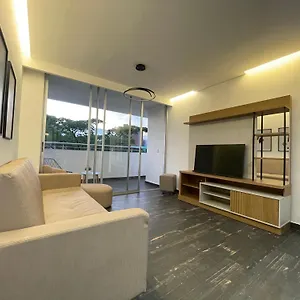 Plazetto Laurles Bonito De 3 Alcobas Parquedero Daire Medellín