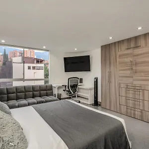 Aparta Estudio En Edificio La Frontera 메딜린