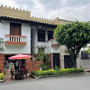 Hotel Ayenda Sarayu House Medellín