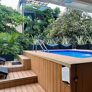 Nowa Provenza 3-story With Pool & Rooftop Vila Medellín