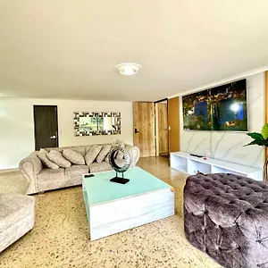 Lägenhet 5 Hab, Espacioso, Piscina, Al Lado Del Tesoro! Medellín