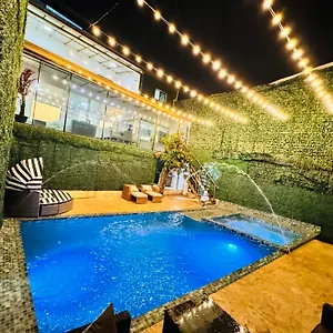 Mansion Parque Lleras Poblado