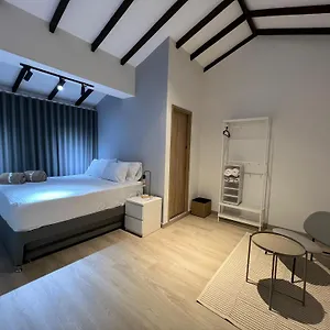 Stylish 5-br In Medellin's Trendiest Spot, Walk Everywhere! *