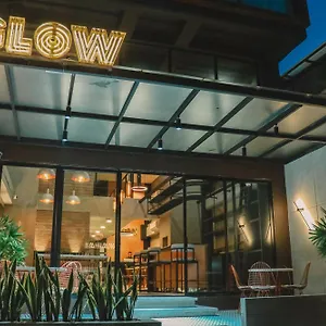 Hotel Glow *