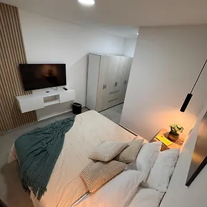 Apartmán Con Vista Boscosa Y Parking En Buenos Aires,
