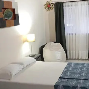 Apartmento En Laureles * 메딜린