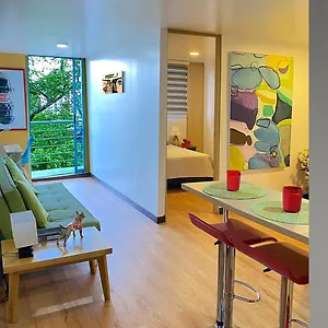 Tu Hogar Temporal En Medellin, Moderno, Comodo, Bien Ubicado Y Wifi 400 아파트