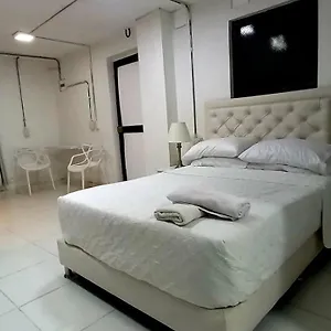 아파트 Amoblado Sector Laureles-estadio Capacidad 2 Personas *