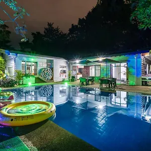 Bachelor Party Guard Jacuzzi Pool Villa