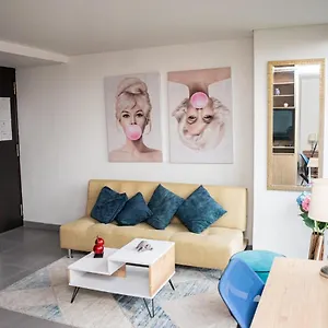 Lovely Private In Poblado 아파트 메딜린