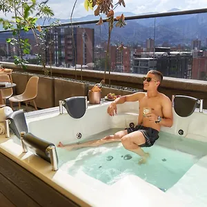 Stadio Aparta-suite Bliss Rosa Negra Medellín