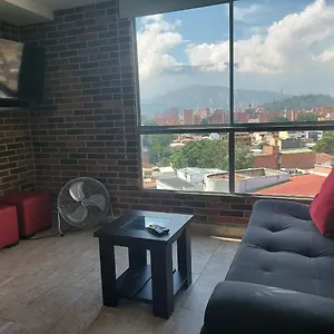 Cold Ac-king Bed-fast Wi-fi-medellin Paradise