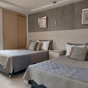 Medellin, Bring Your Toothbrush, In Laureles Apartman Medellín