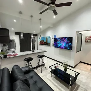 London Suites, By Poblado * Medellín