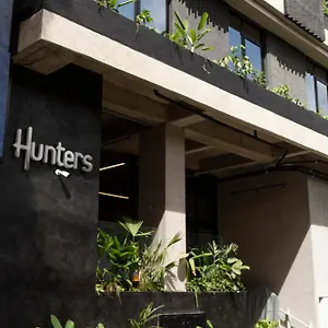 酒店 Hunters