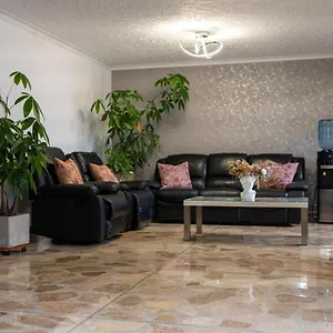 빌라 Casa Laurel Boutique Completo *