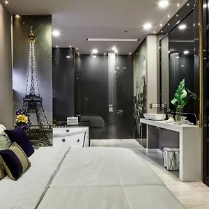 Paris Luxury فندق 3*